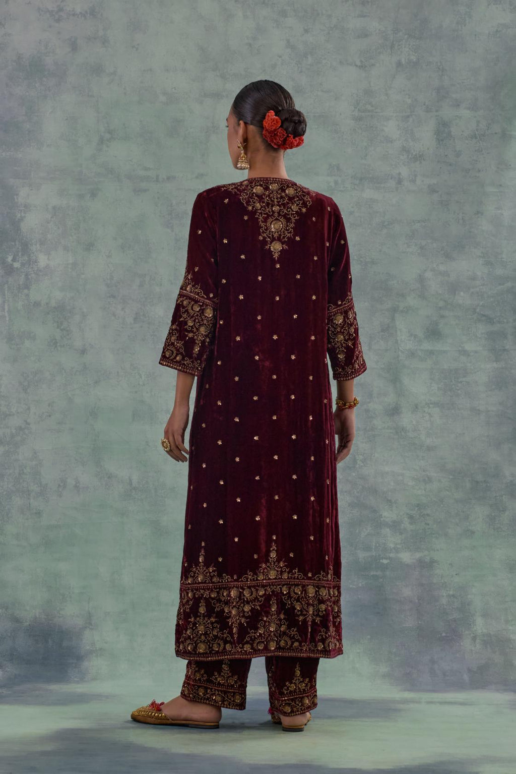 Deep maroonstraight Silk Velvet kurta set with all-over hand-embroidered bead, sequins and zari work.