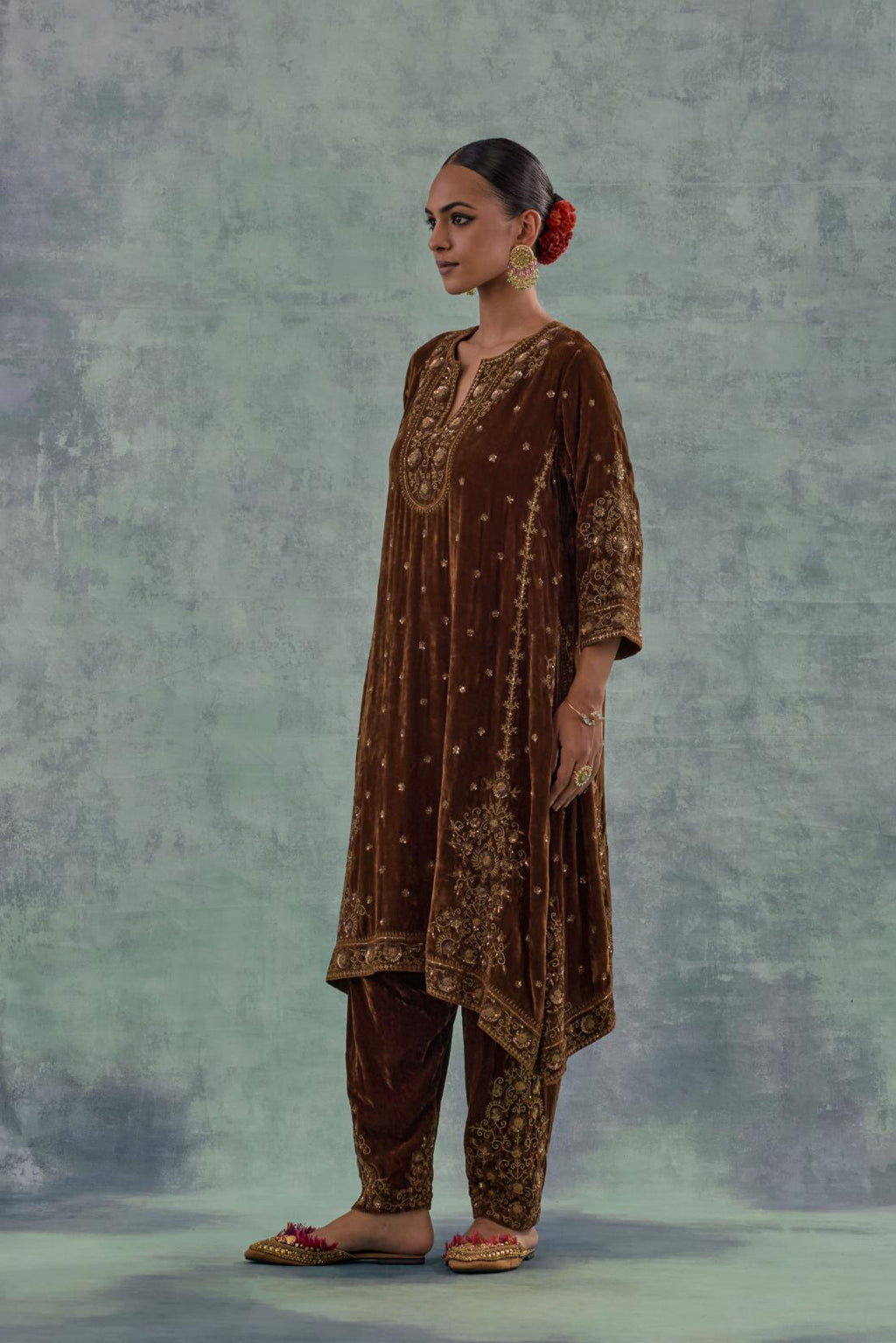 Russet easy fit A-line, paneled, short kurta set in silk velvet with all-over hand embroidery at the neck, sleeves and hem.