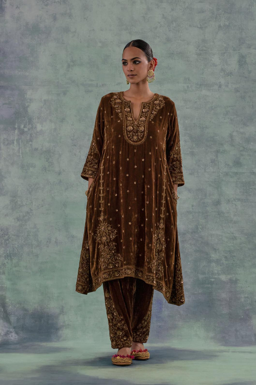 Russet easy fit A-line, paneled, short kurta set in silk velvet with all-over hand embroidery at the neck, sleeves and hem.