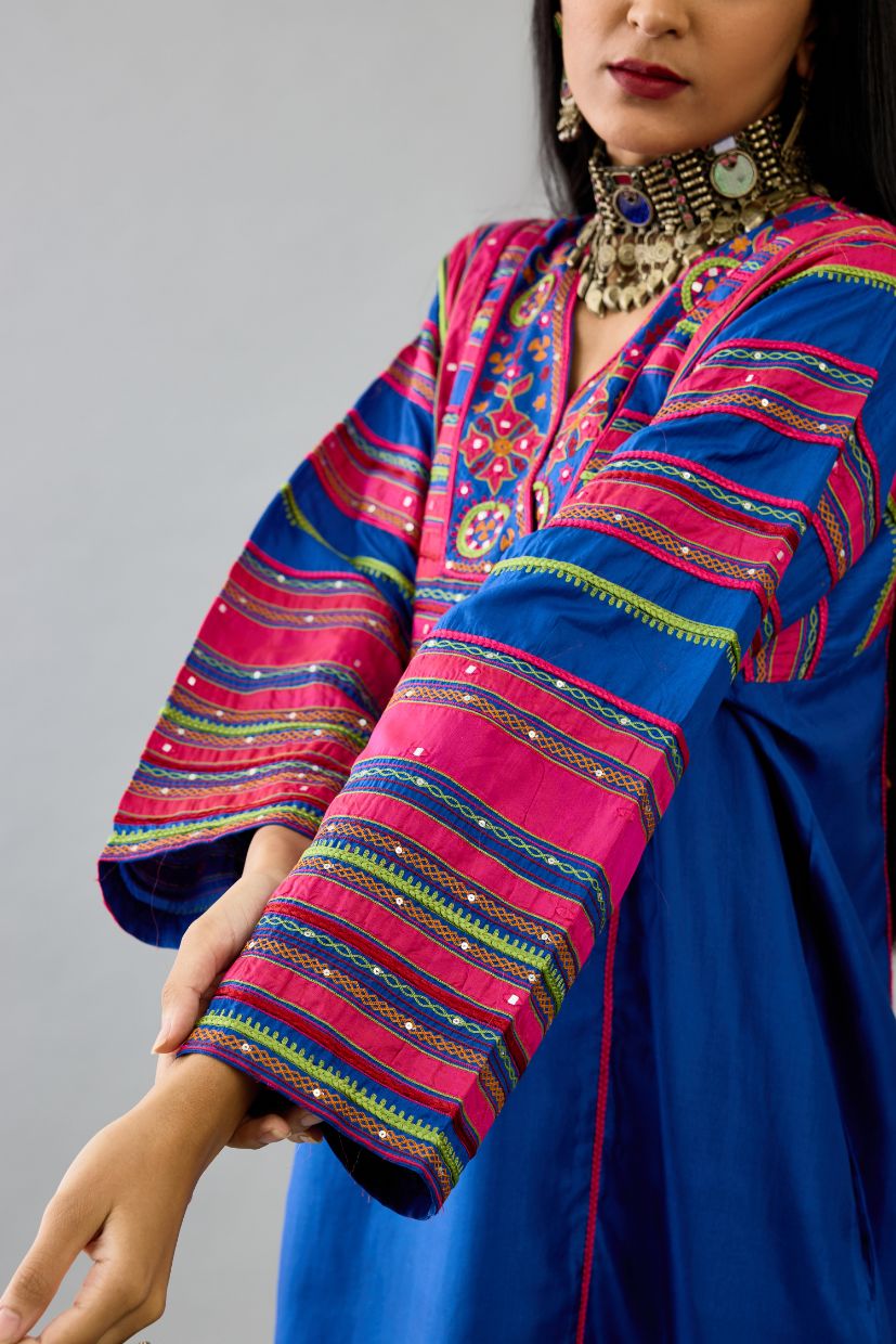 Blue Silk easy fit long kaftan set detailed with patch, silk thread, mirror & sequins work