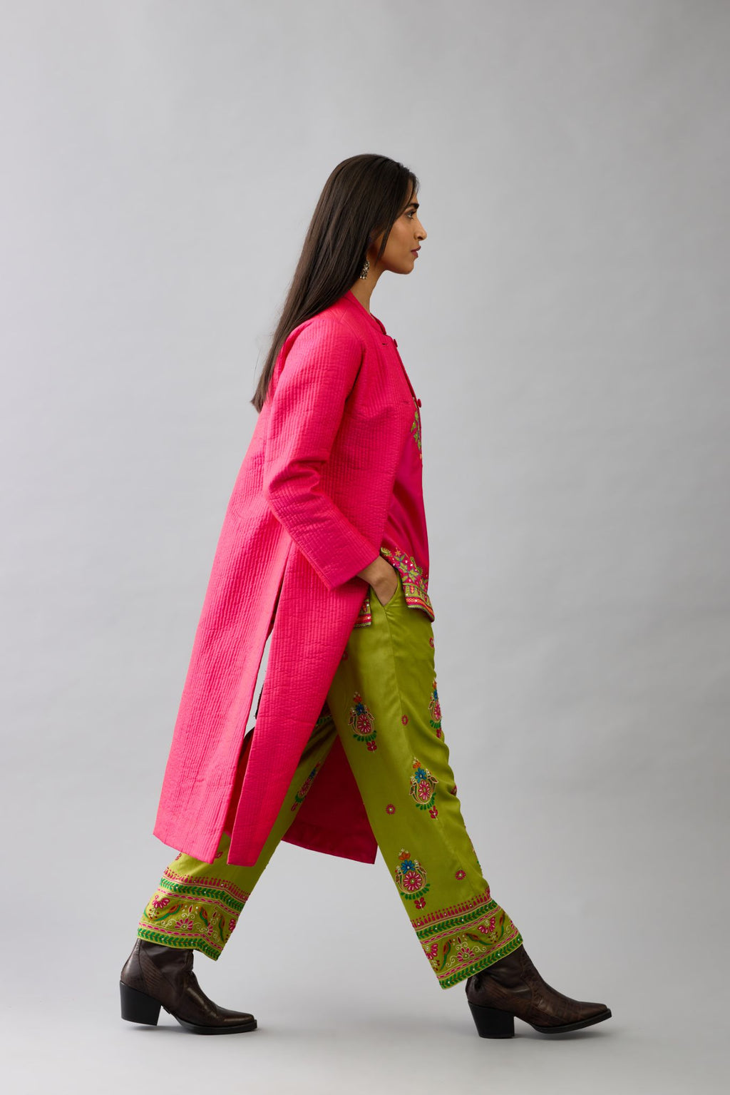 Fuchsia silk, quilted mid-length front open jacket set.