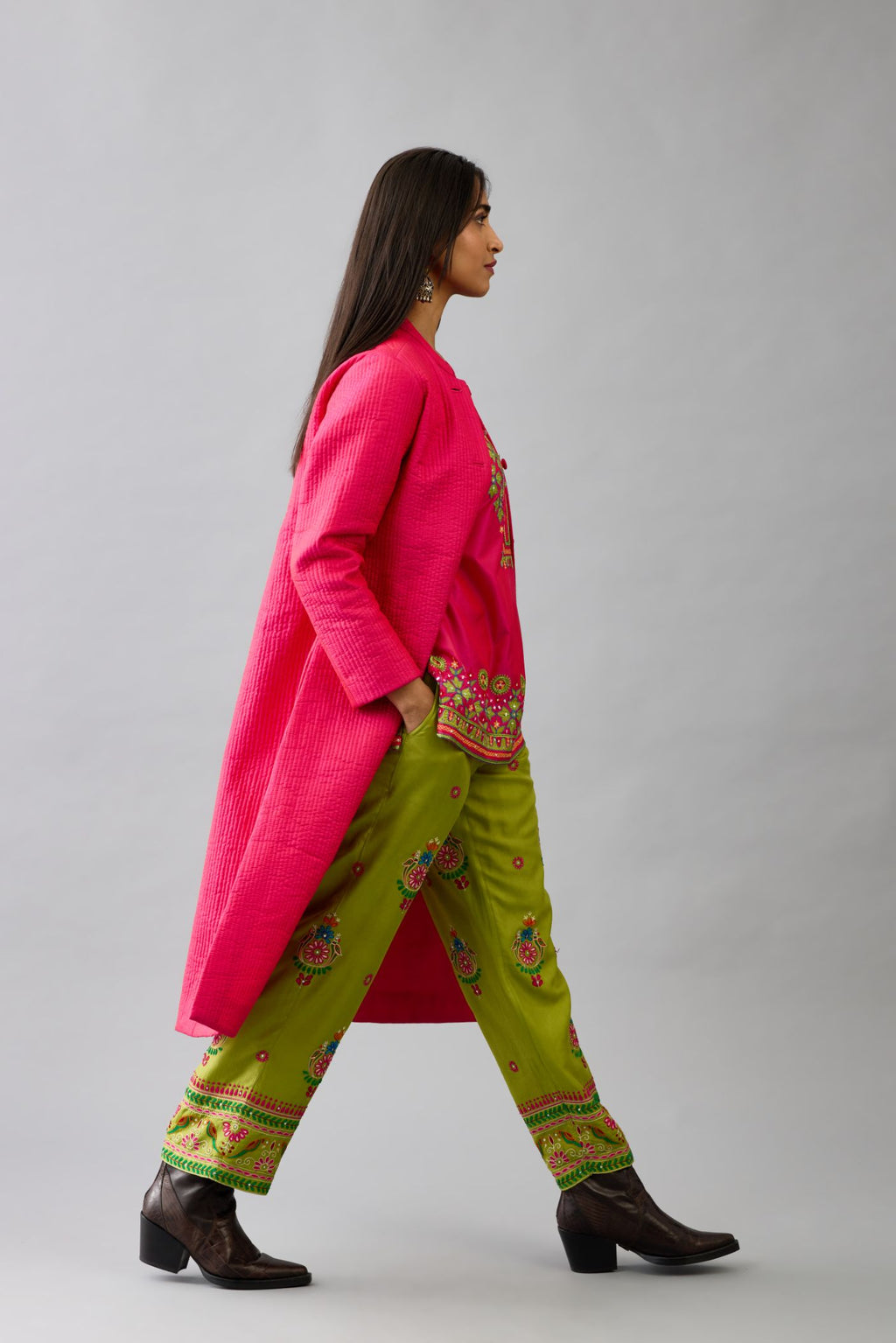 Fuchsia silk, quilted mid-length front open jacket set.