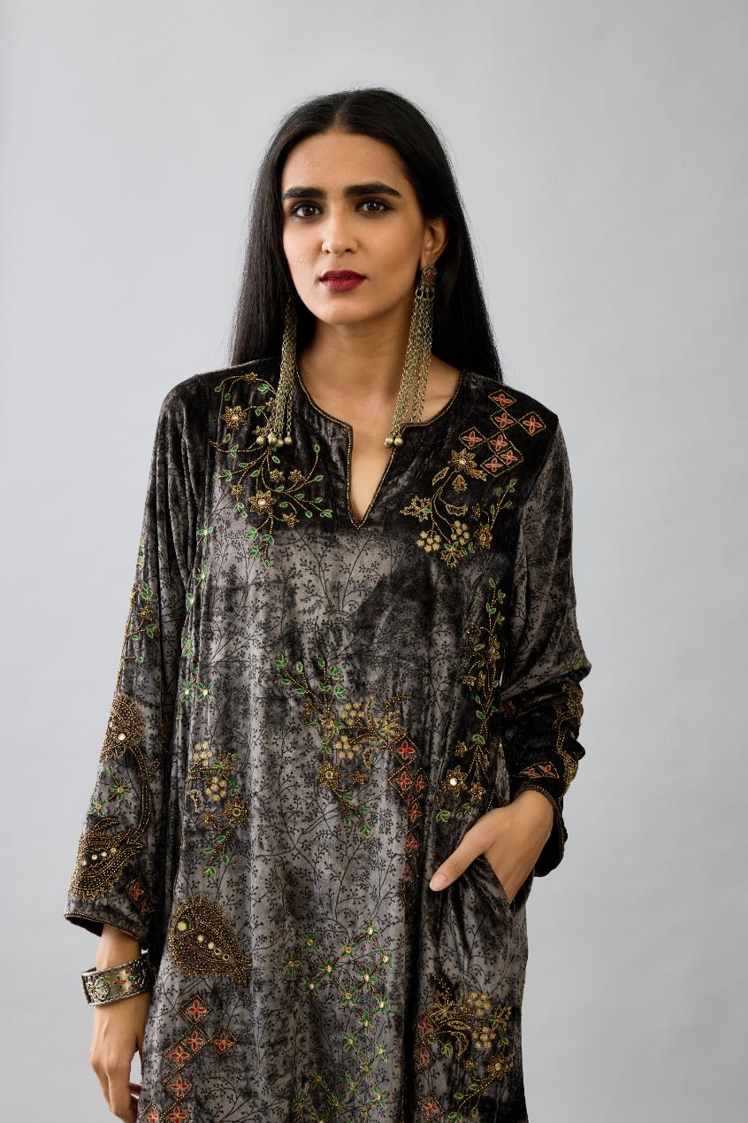 Grey silk velvet short easy fit kurta set with straight hem and all-over hand block print, highlighted with beads, sequins and zari work.