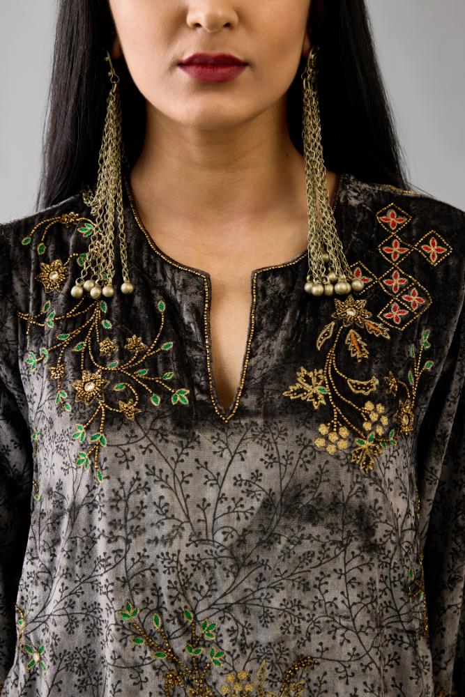 Grey silk velvet short easy fit kurta set with straight hem and all-over hand block print, highlighted with beads, sequins and zari work.