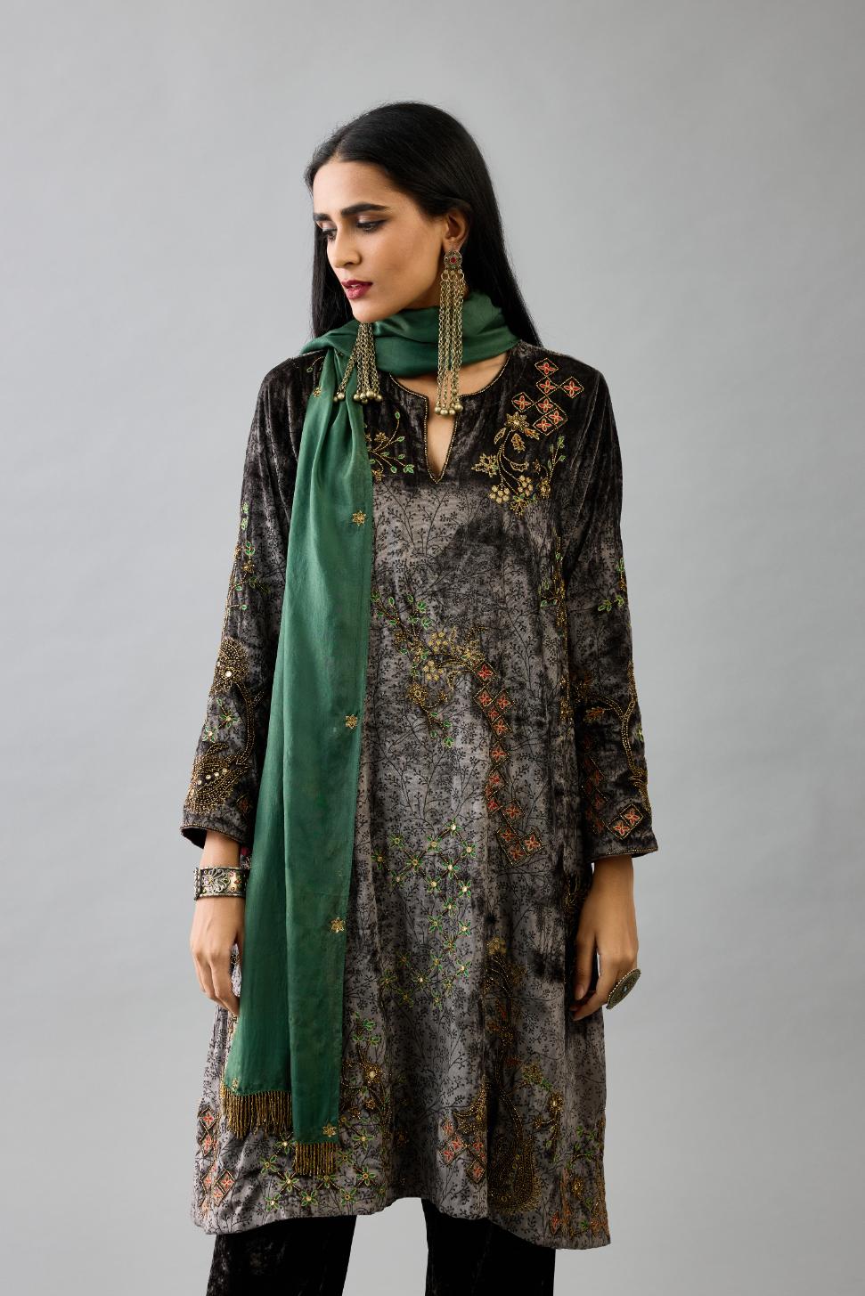 Grey silk velvet short easy fit kurta set with straight hem and all-over hand block print, highlighted with beads, sequins and zari work.