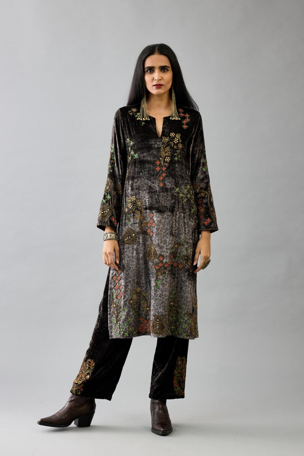 Grey silk velvet straight mid length kurta with all-over hand block print, highlighted with beads, sequins and zari work.