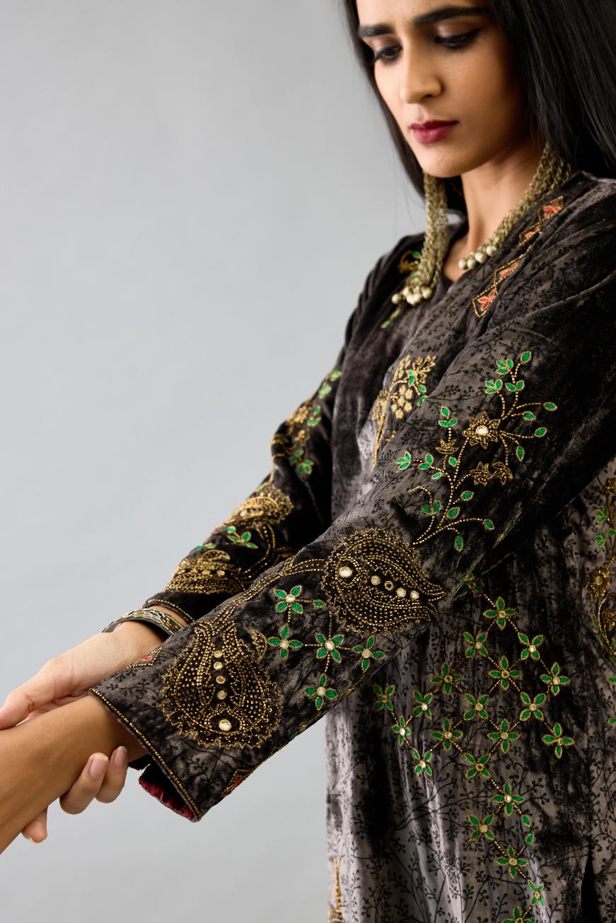 Grey silk velvet straight mid length kurta with all-over hand block print, highlighted with beads, sequins and zari work.
