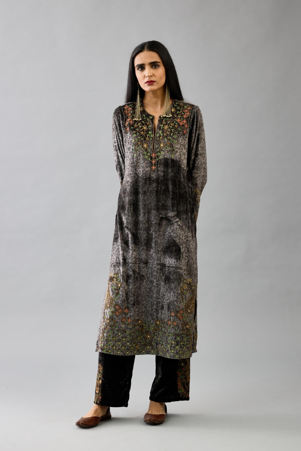 Grey silk velvet straight mid length kurta with all-over hand block print, highlighted with beads, sequins and zari work at neck & hem.