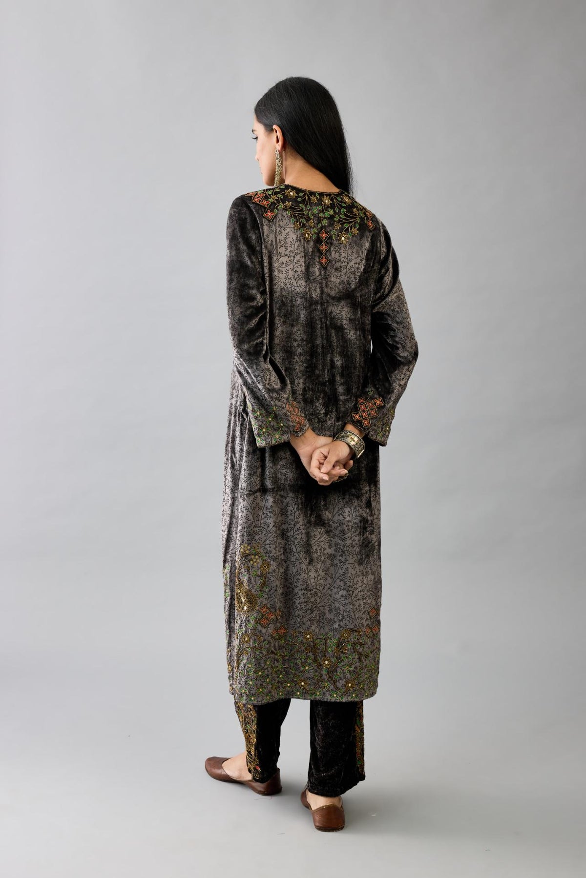 Grey silk velvet straight mid length kurta with all-over hand block print, highlighted with beads, sequins and zari work at neck & hem.