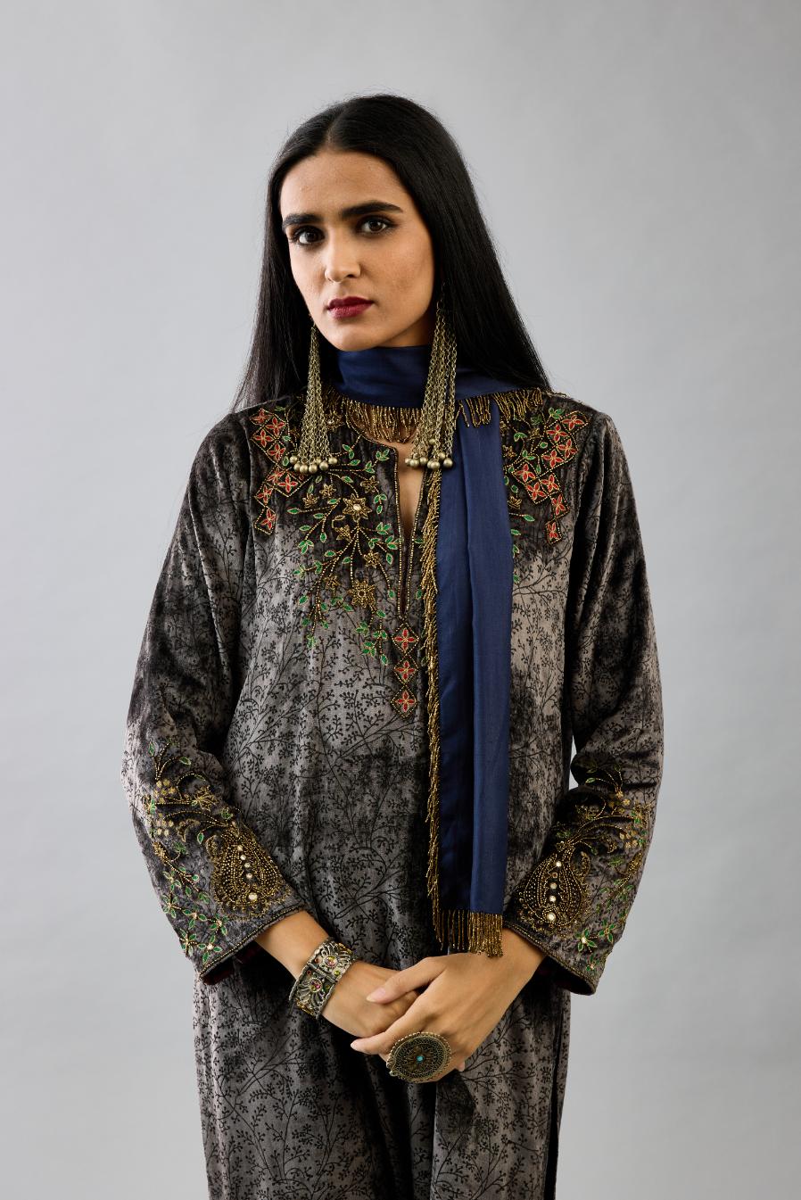 Grey silk velvet straight mid length kurta with all-over hand block print, highlighted with beads, sequins and zari work at neck & hem.