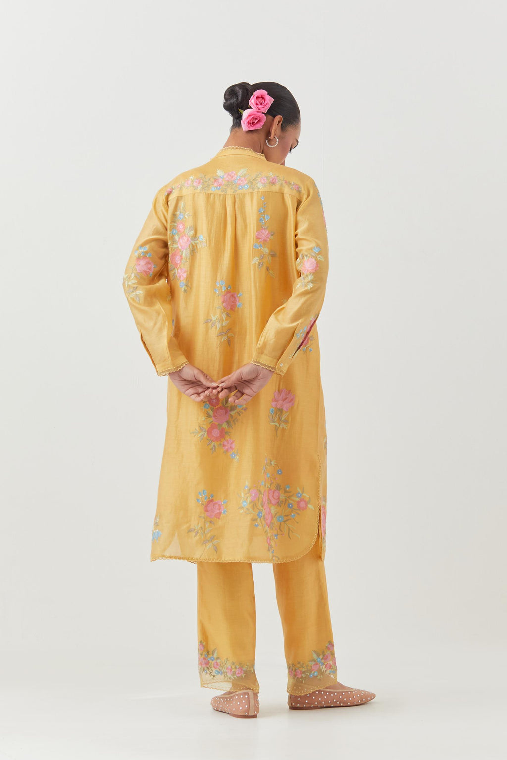 Yellow silk chanderi short, shirt-kurta set with all-over embroidered thread roses.