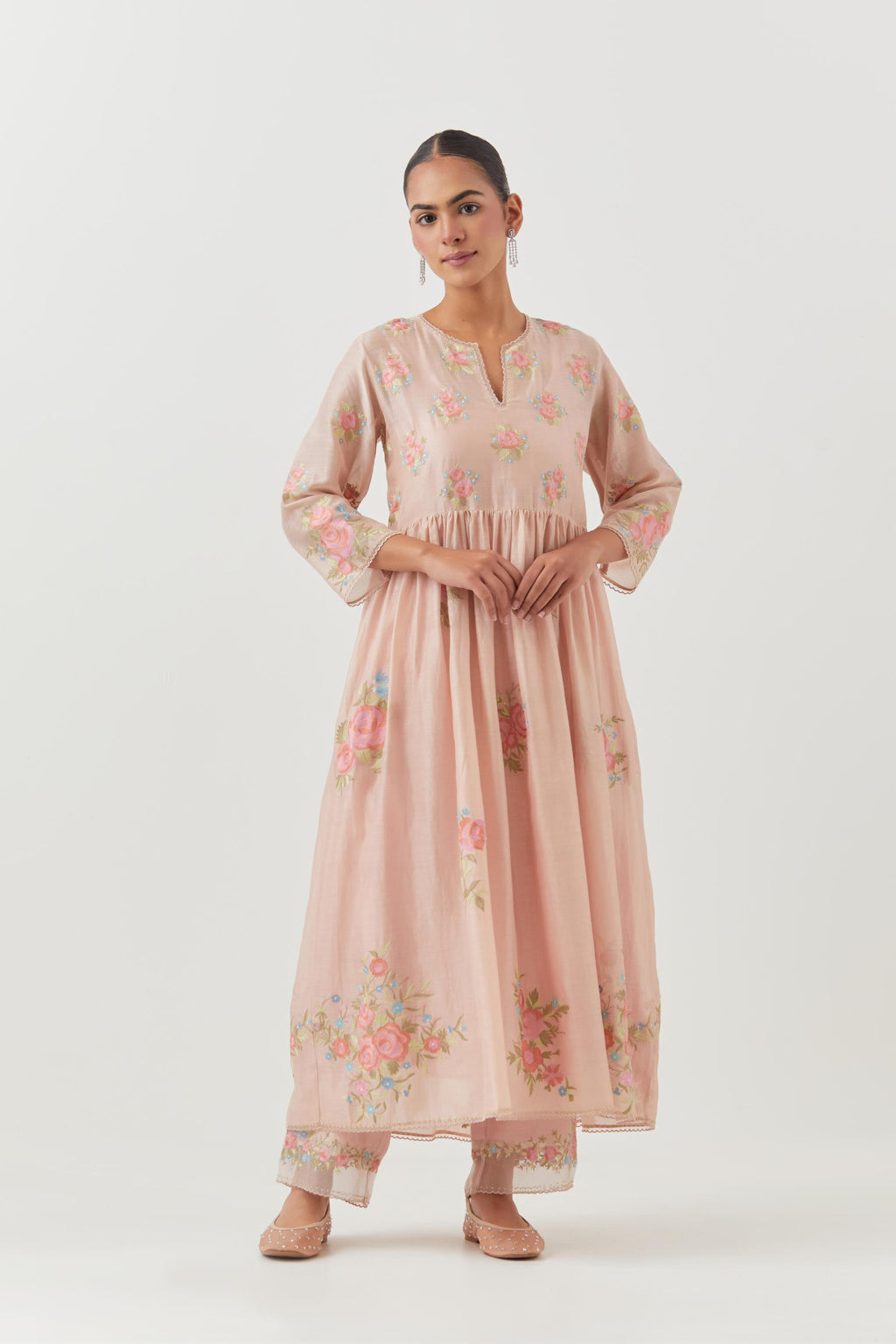 Pink silk chanderi Kurta dress set with all-over assorted thread embroidery floral bunches.
