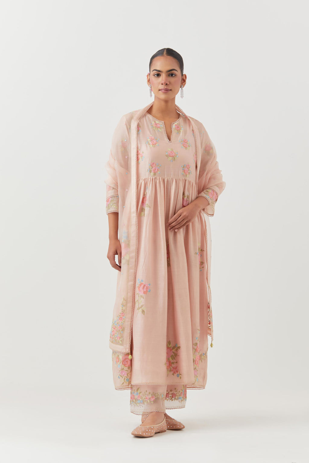 Pink silk chanderi Kurta dress set with all-over assorted thread embroidery floral bunches.