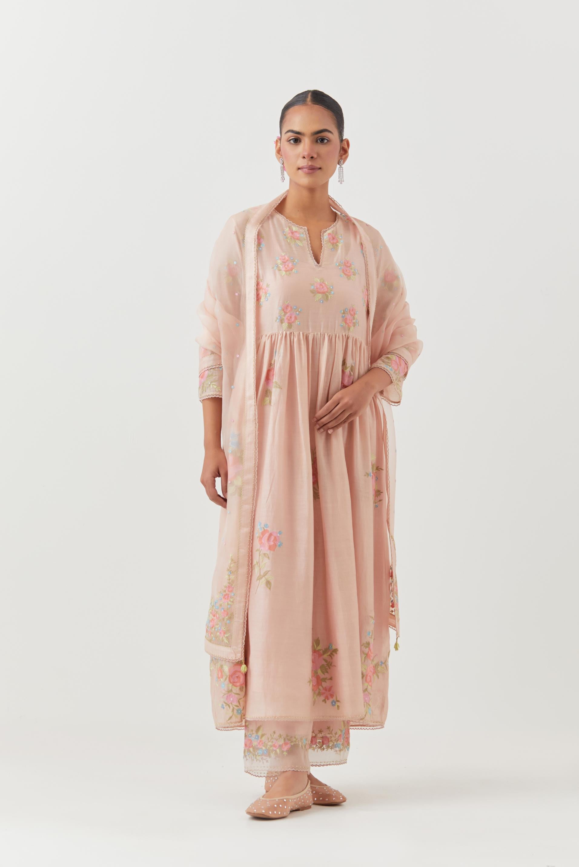 Pink silk chanderi Kurta dress set with all-over assorted thread embroidery floral bunches.