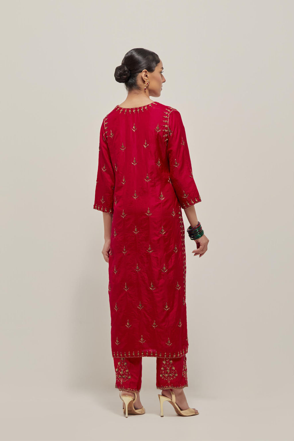 Red double toned silk straight kurta set with all-over hand embroidered zardozi and sequins work, highlighted with beads.