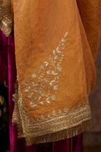Tissue Chanderi dupatta with delicate gold zari and gota embroidery border running along all edges with large butas placed at the pallas, end pieces (Dupatta)