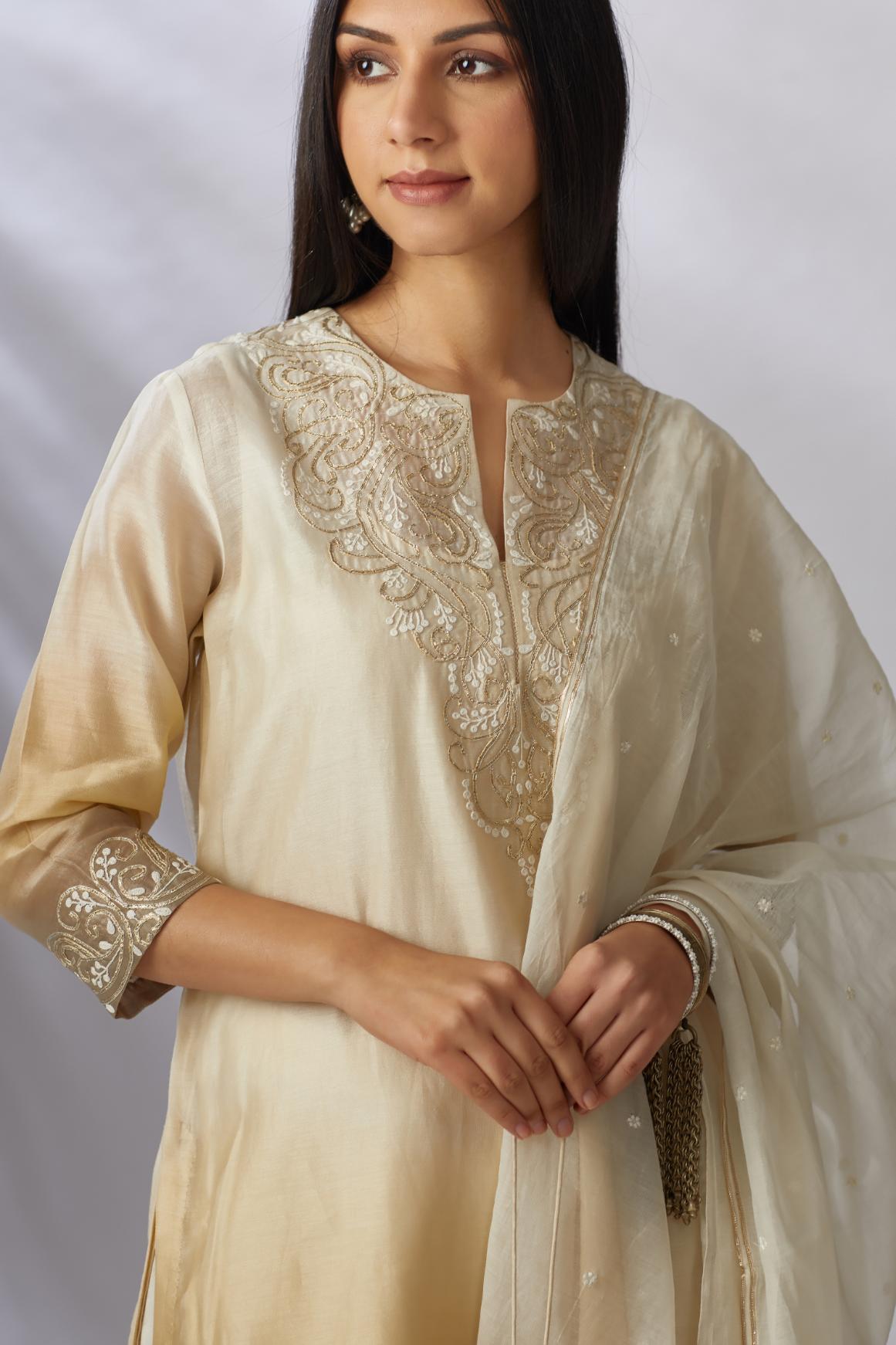 Straight kurta set with ombre and gota embroidery at neck