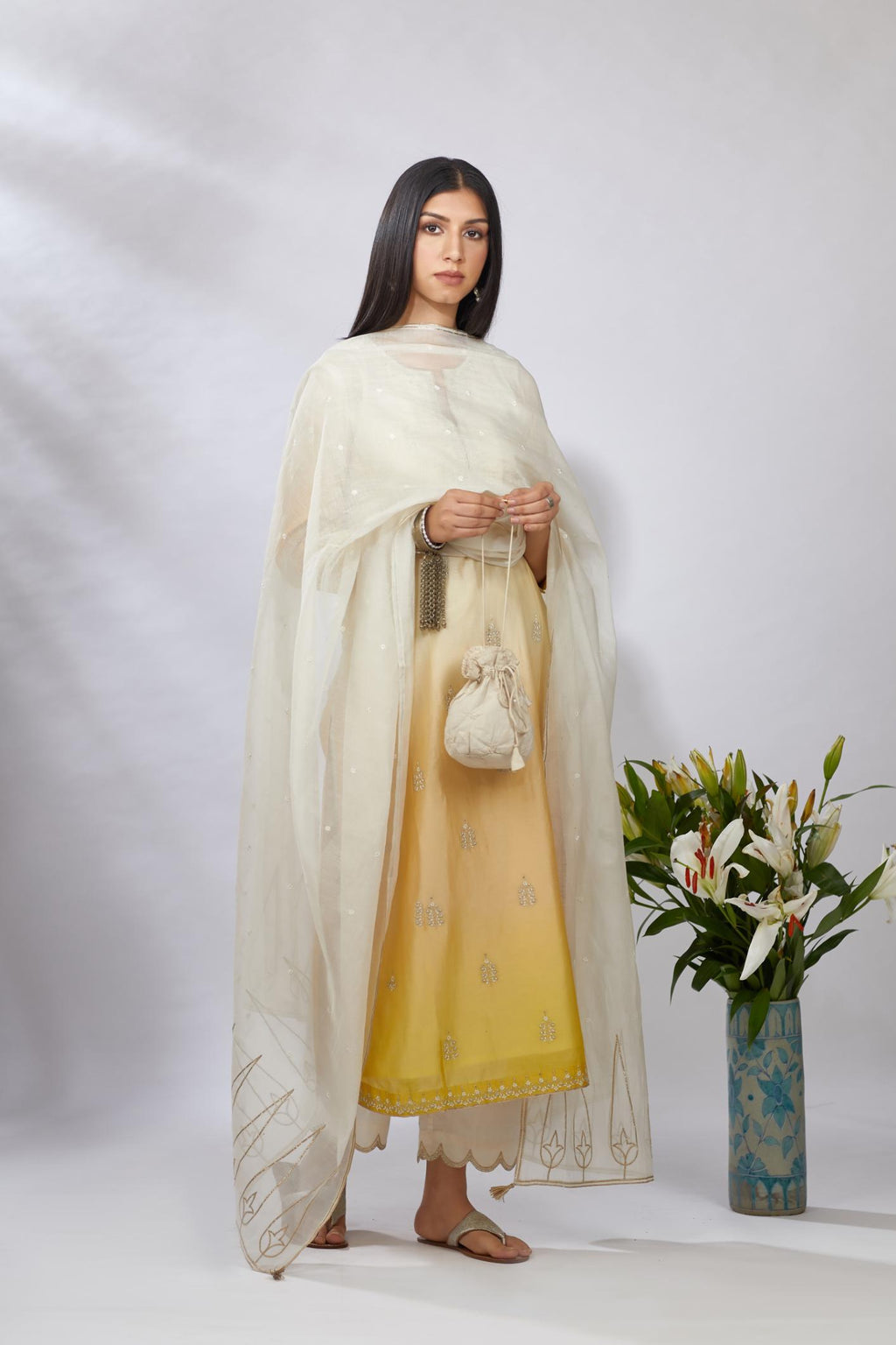Ombre dyed straight kurta set, detailed with floral thread and zari embroidery
