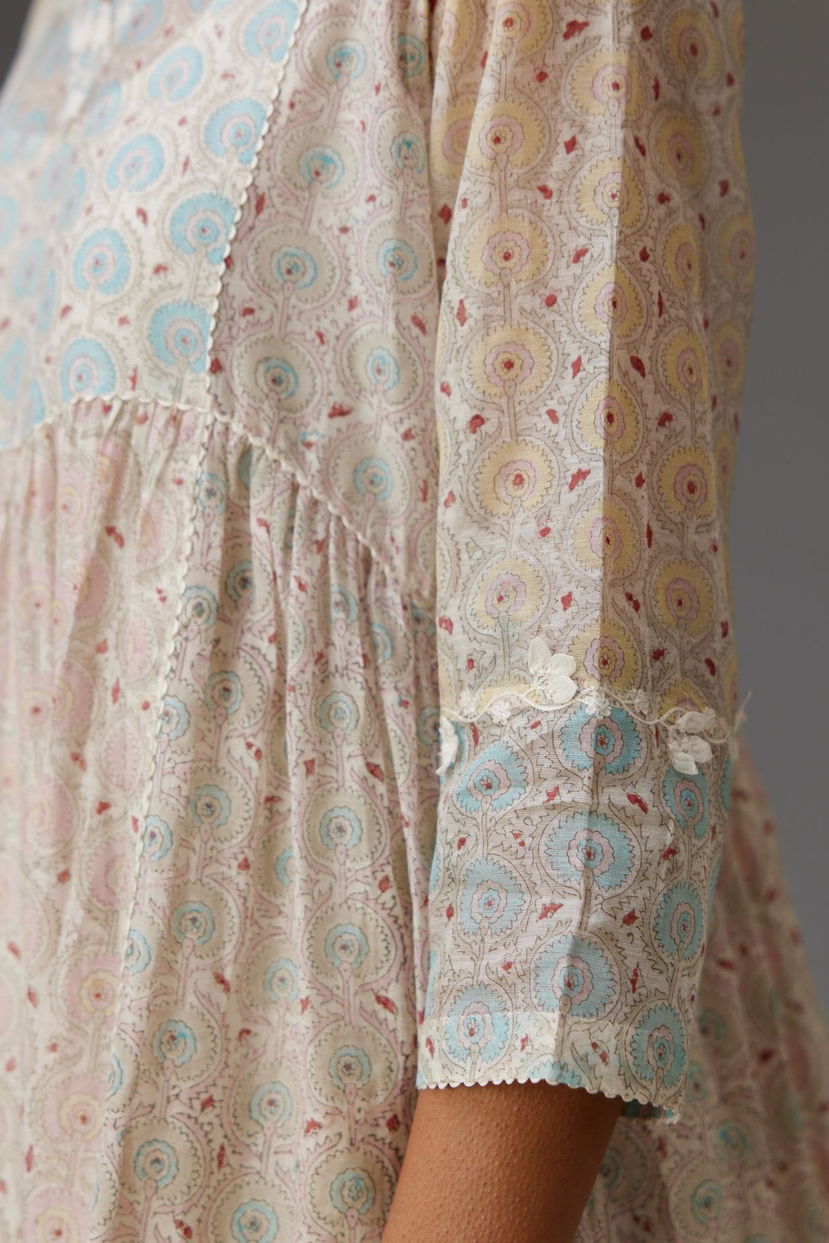 Mixed print hand-block printed easy fit straight kurta set with thread and chiffon embroidery flowers.