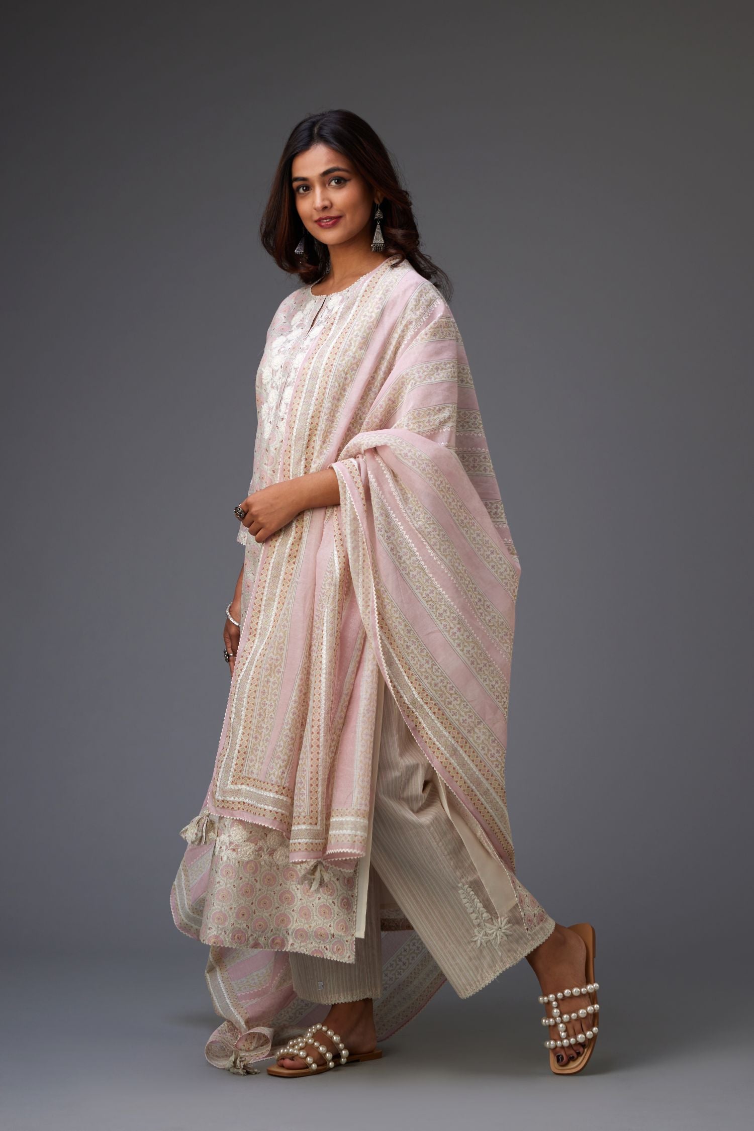 Pink & grey hand block printed straight kurta set with patch embroidery at neck, sleeves and hem, highlighted with ric rac.