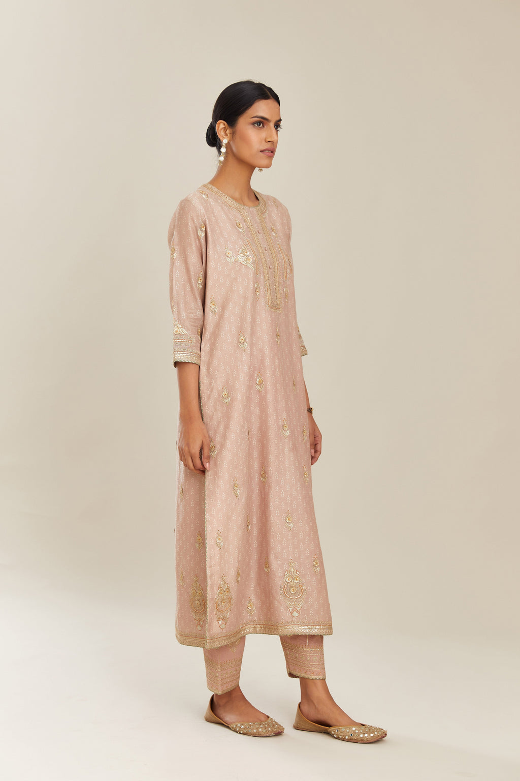 Old rose silk chanderi straight kurta set with gold gota and zari embroidery.