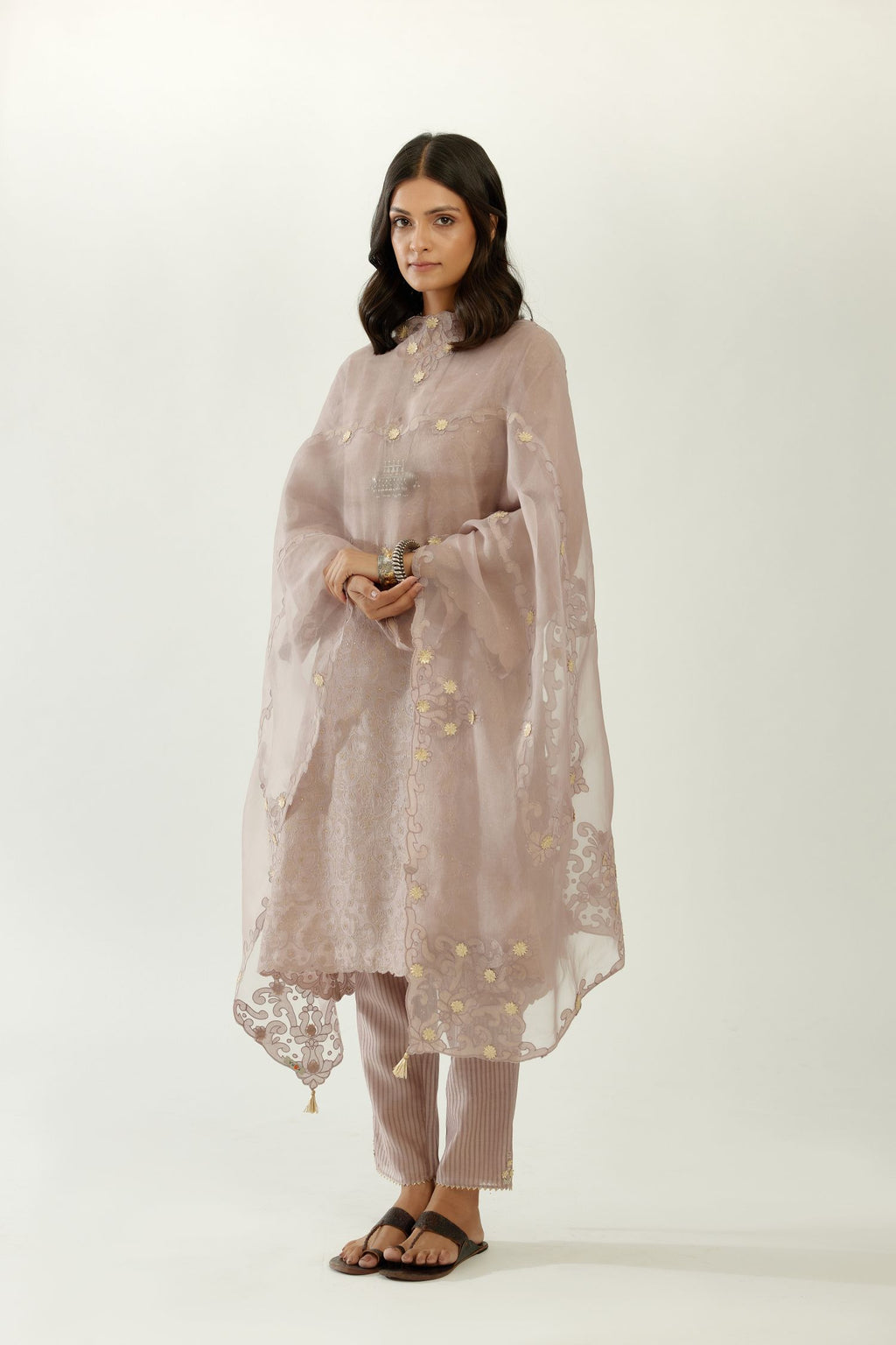 Lilac short easy fit kurta set with all-over trellis jaal appliqué, highlighted with sequins.