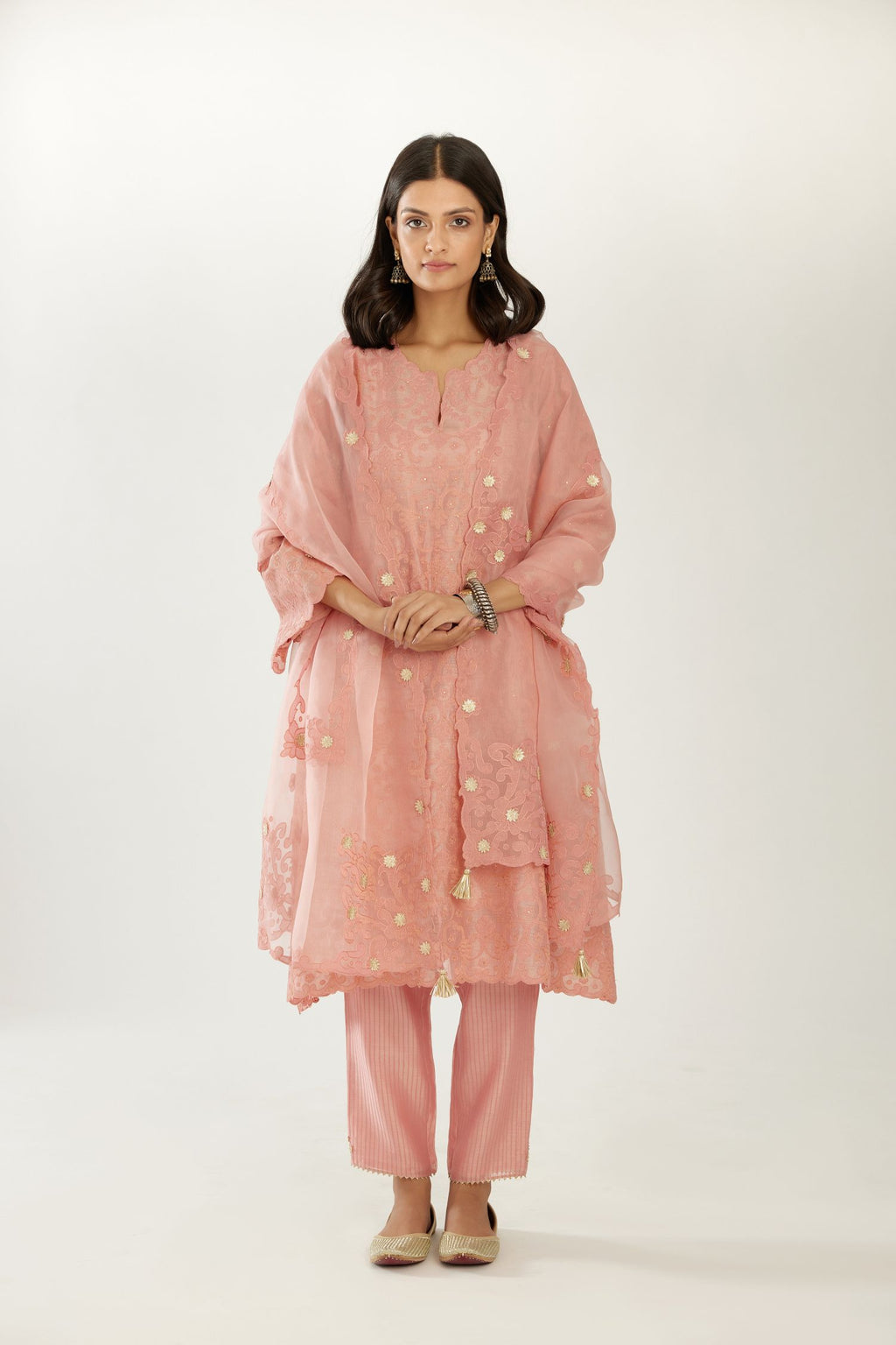 Pink short easy fit kurta set with all-over trellis jaal appliqué, highlighted with sequins.