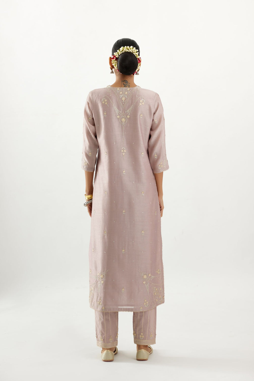 Silk chanderi straight kurta set with all-over gota and zari embroidery