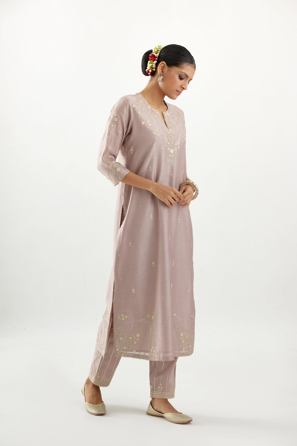 Silk chanderi straight kurta set with all-over gota and zari embroidery