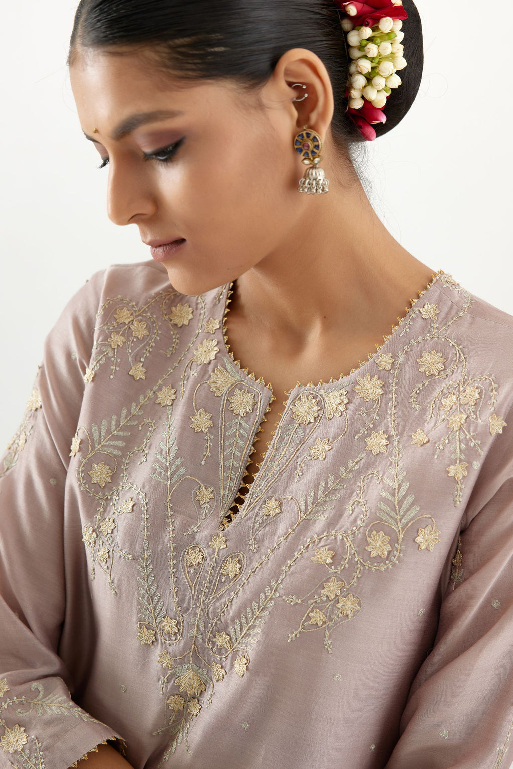 Silk chanderi straight kurta set with all-over gota and zari embroidery