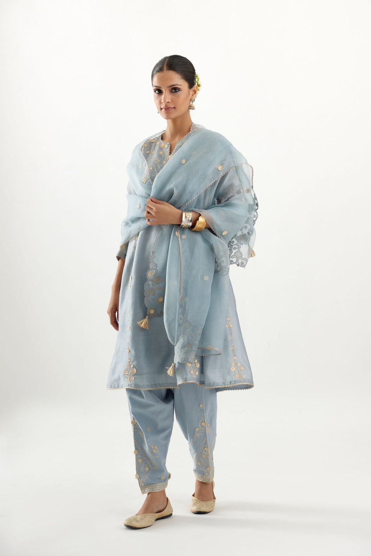 Blue organza dupatta with silk chanderi appliqué embroidery and gota flower detail.