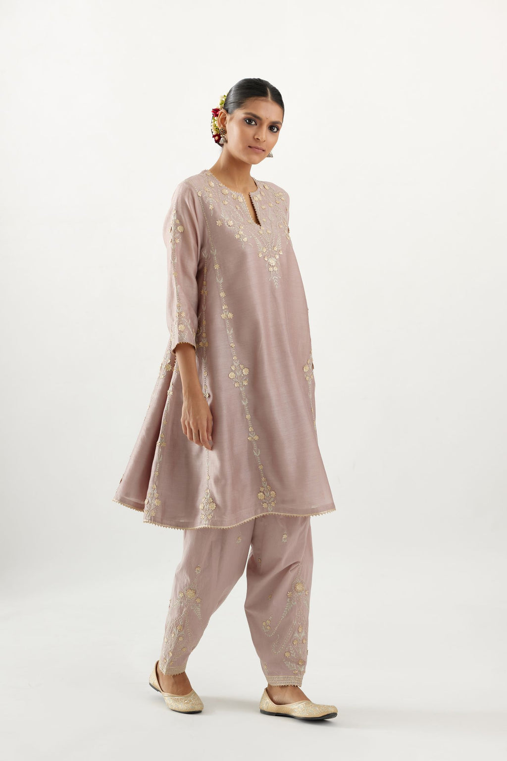 Lilac gold gota and zari embroidered easy fit short kalidar kurta set.