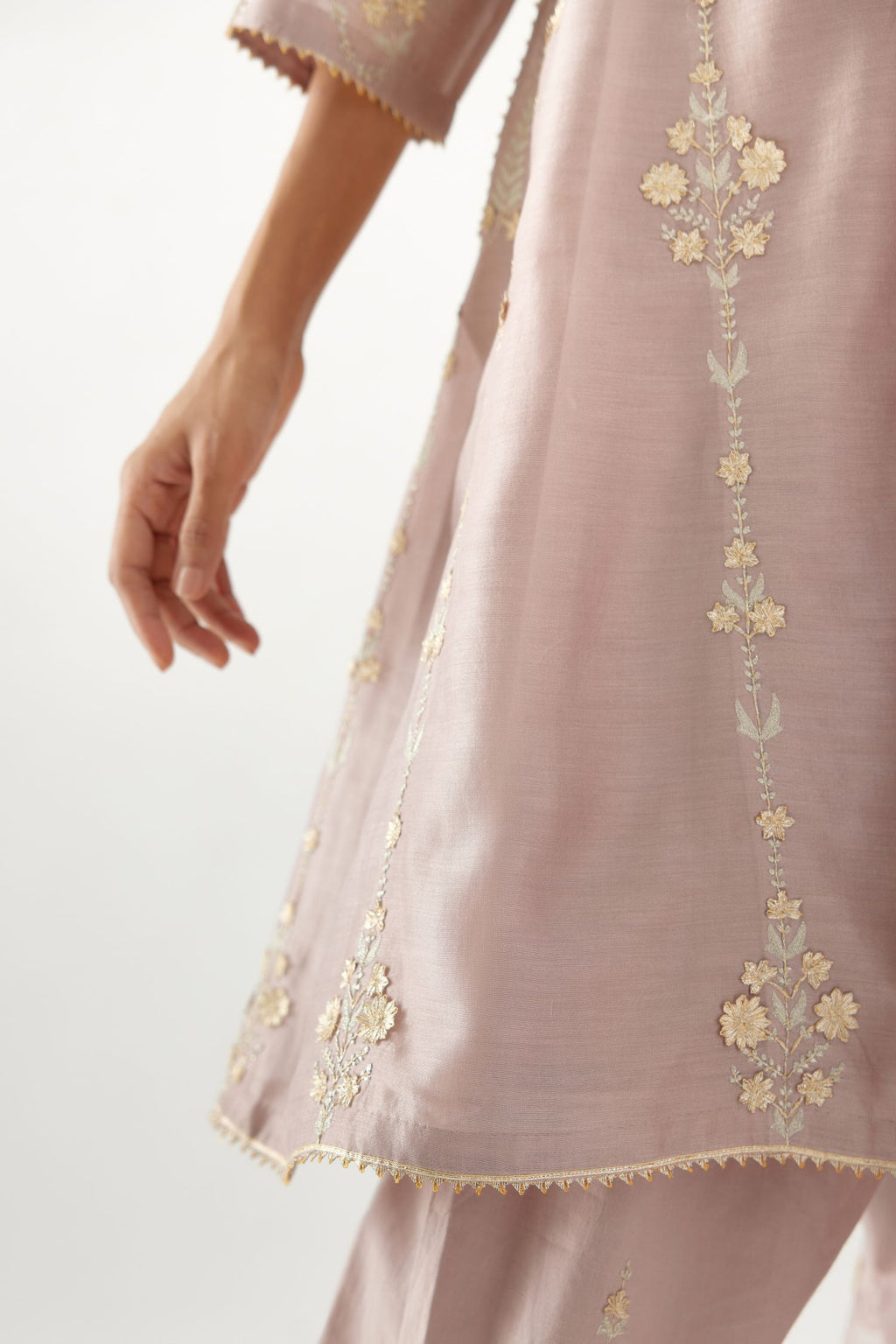 Lilac gold gota and zari embroidered easy fit short kalidar kurta set.