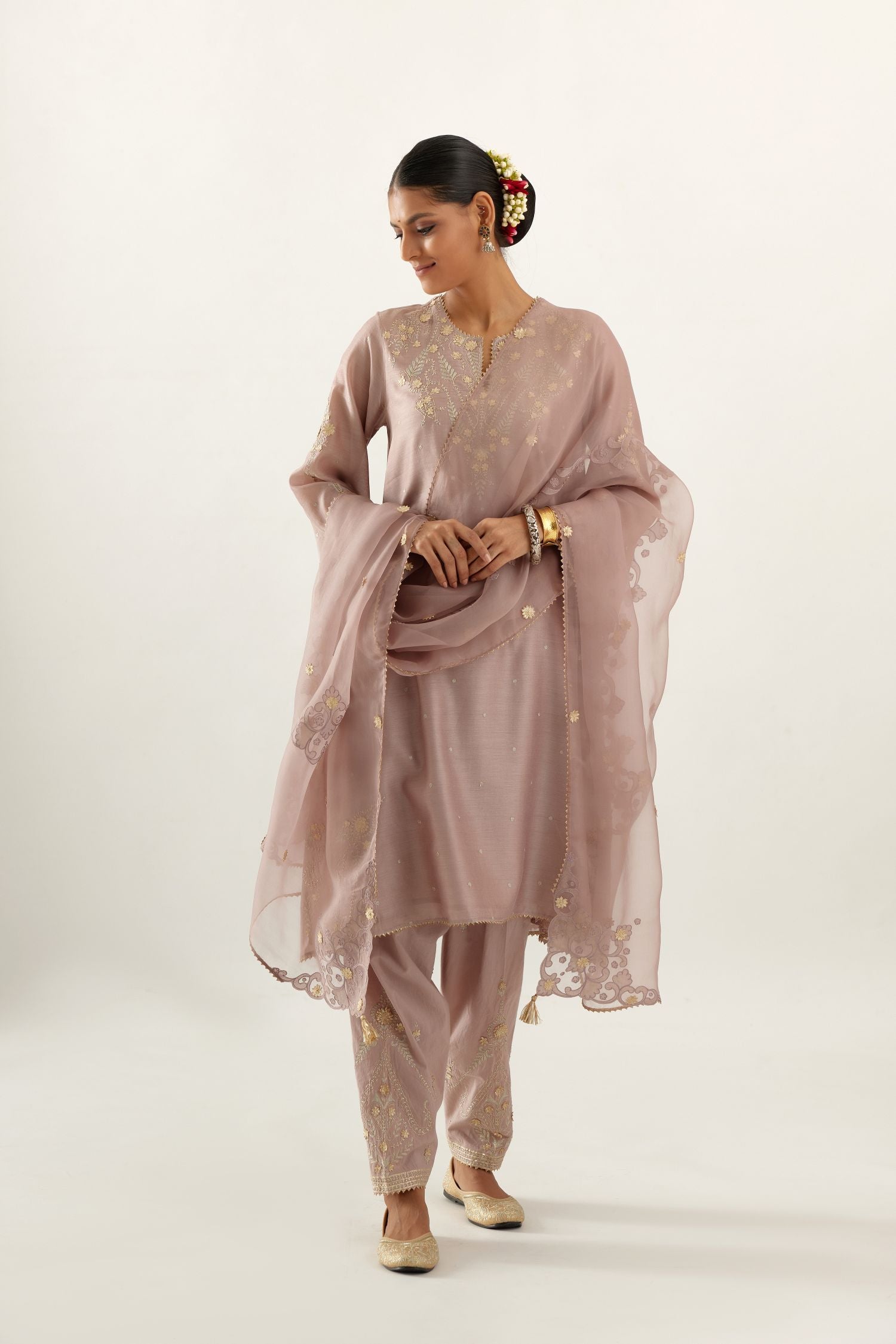 Lilac organza dupatta with silk chanderi appliqué embroidery and gota flower detail.