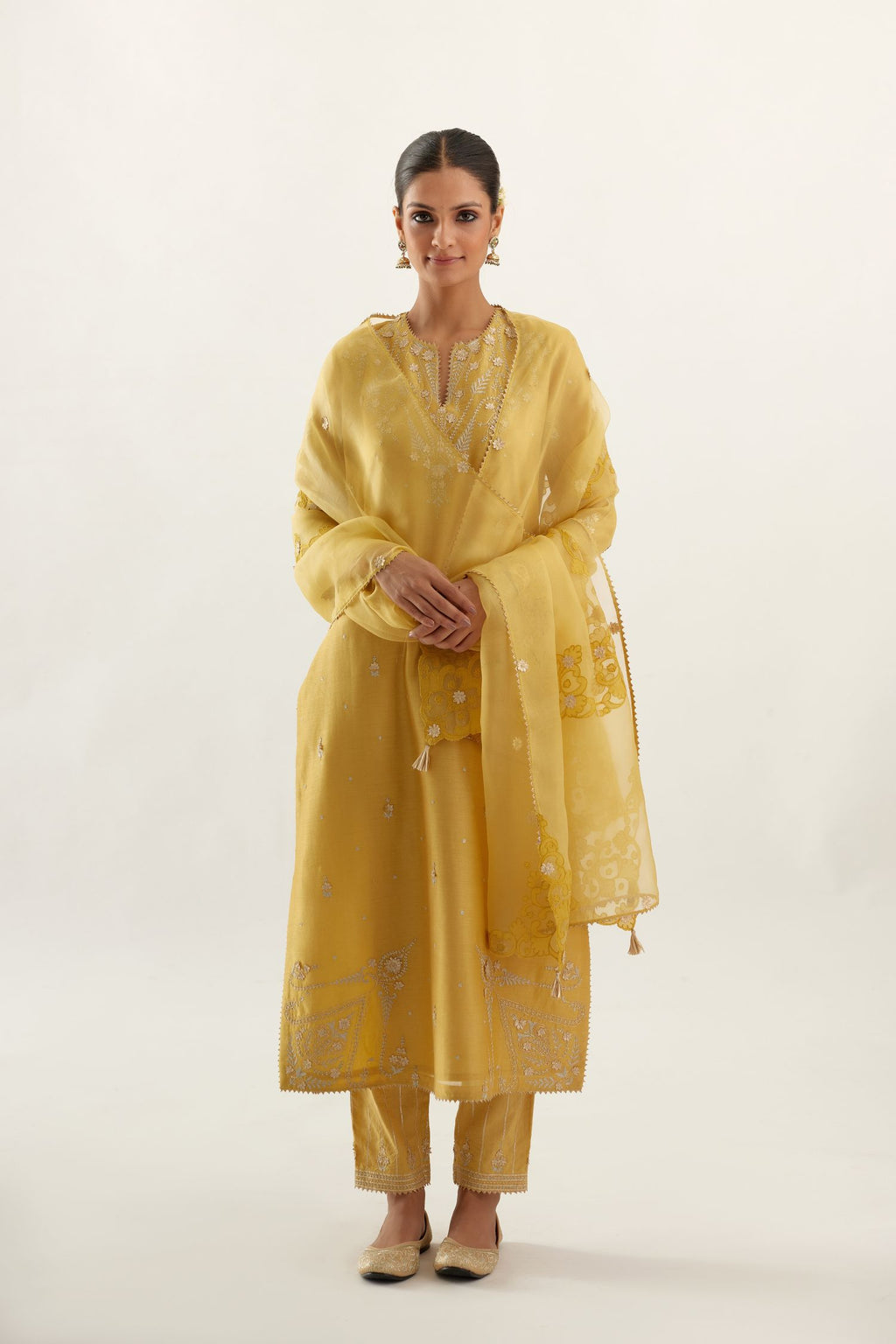 Silk chanderi straight kurta set with all-over gota and zari embroidery