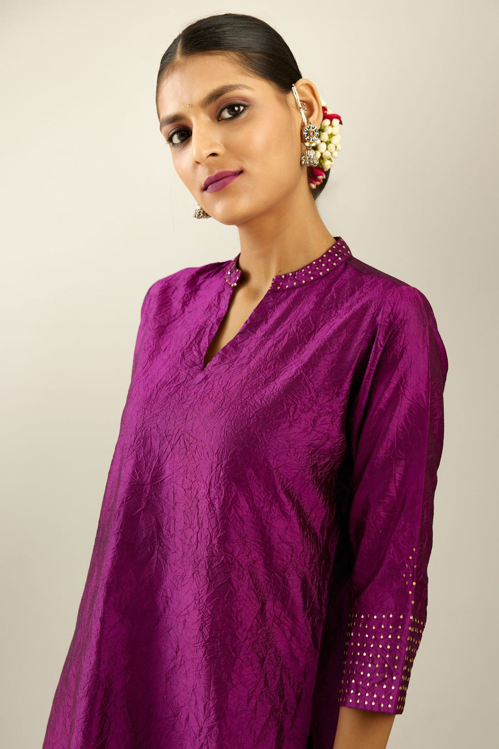 Sangria silk hand crushed kurta set with collar neckline, highlighted with gold sequins.