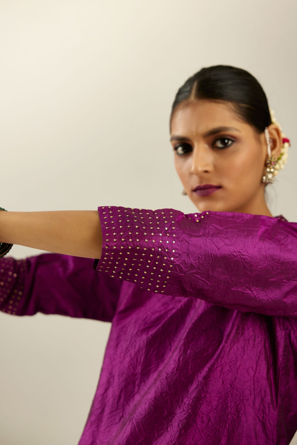 Sangria silk hand crushed kurta set with collar neckline, highlighted with gold sequins.