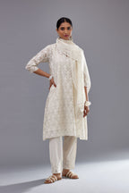 Off white short easy fit, straight hem kurta set with all-over trellis jaal appliqué, highlighted with sequins.