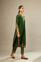 Green silk chanderi straight kurta set with gold dori embroidery, detailed with small aari embroidery buties all-over.