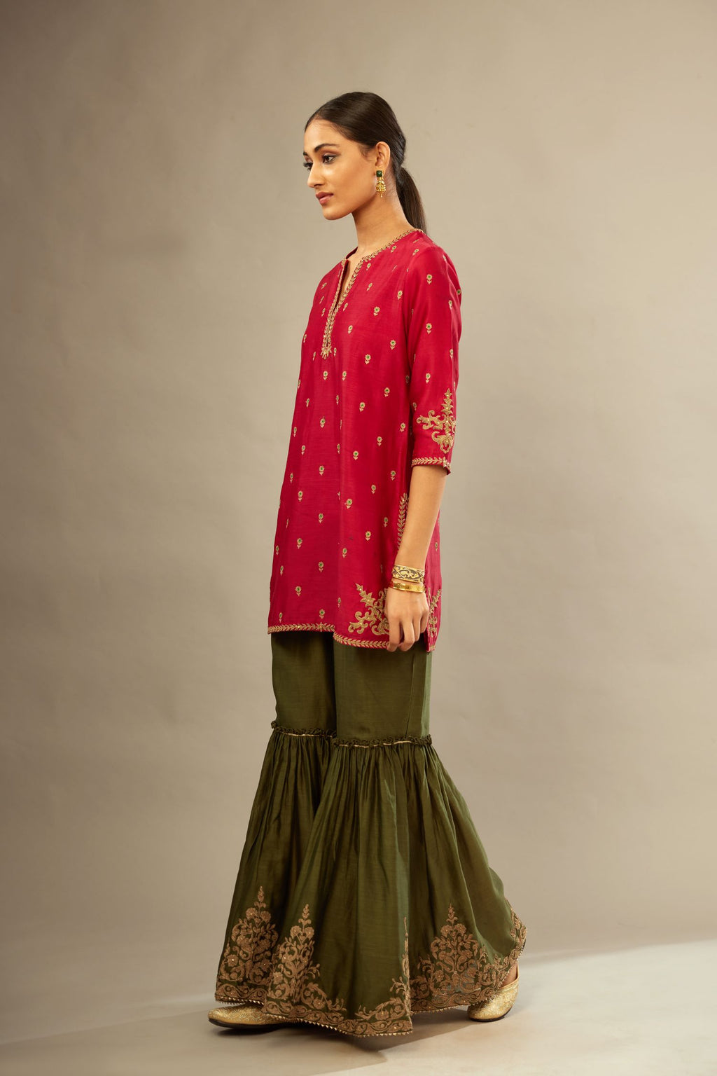 Fuchsia silk chanderi short kurta set with all-over silk thread jaal embroidery, detailed with gold dori embroidery.