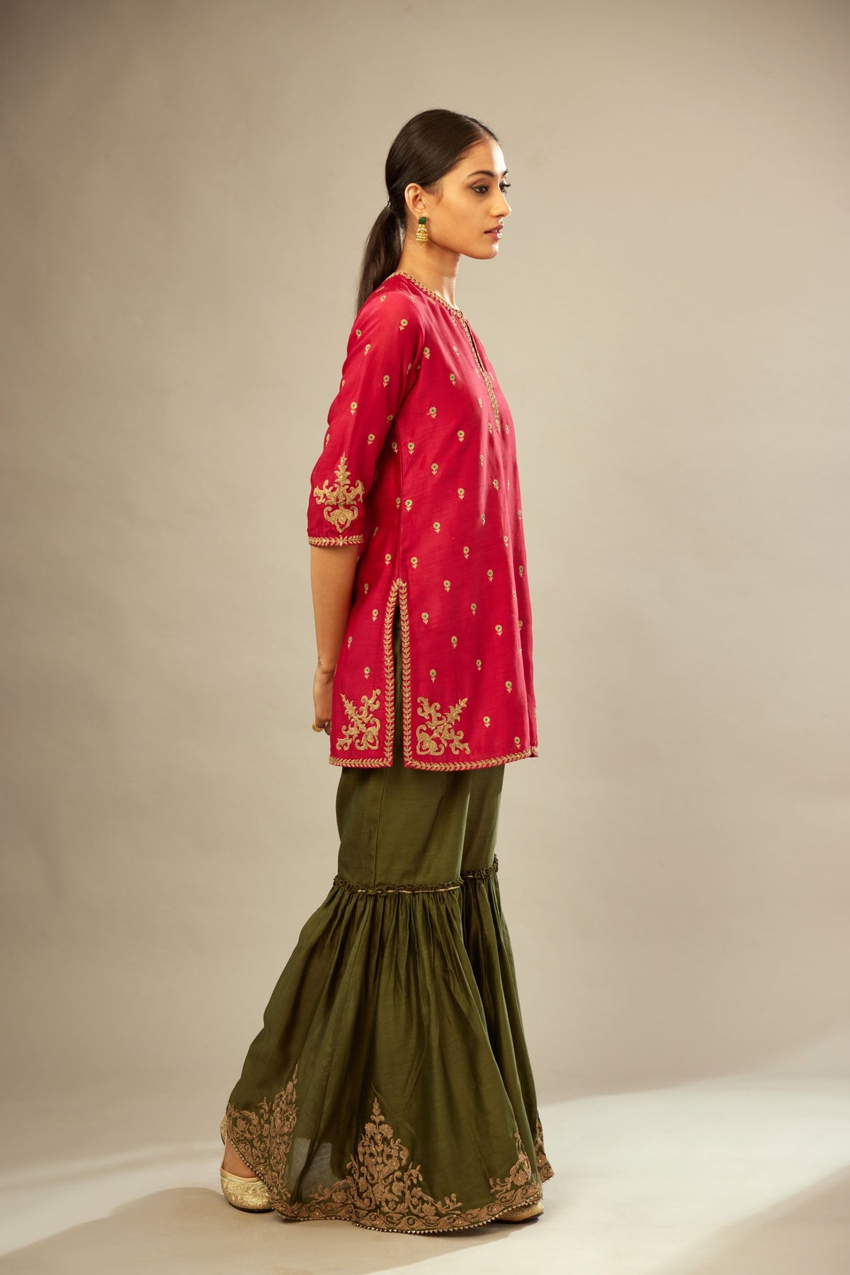 Fuchsia silk chanderi short kurta set with all-over silk thread jaal embroidery, detailed with gold dori embroidery.