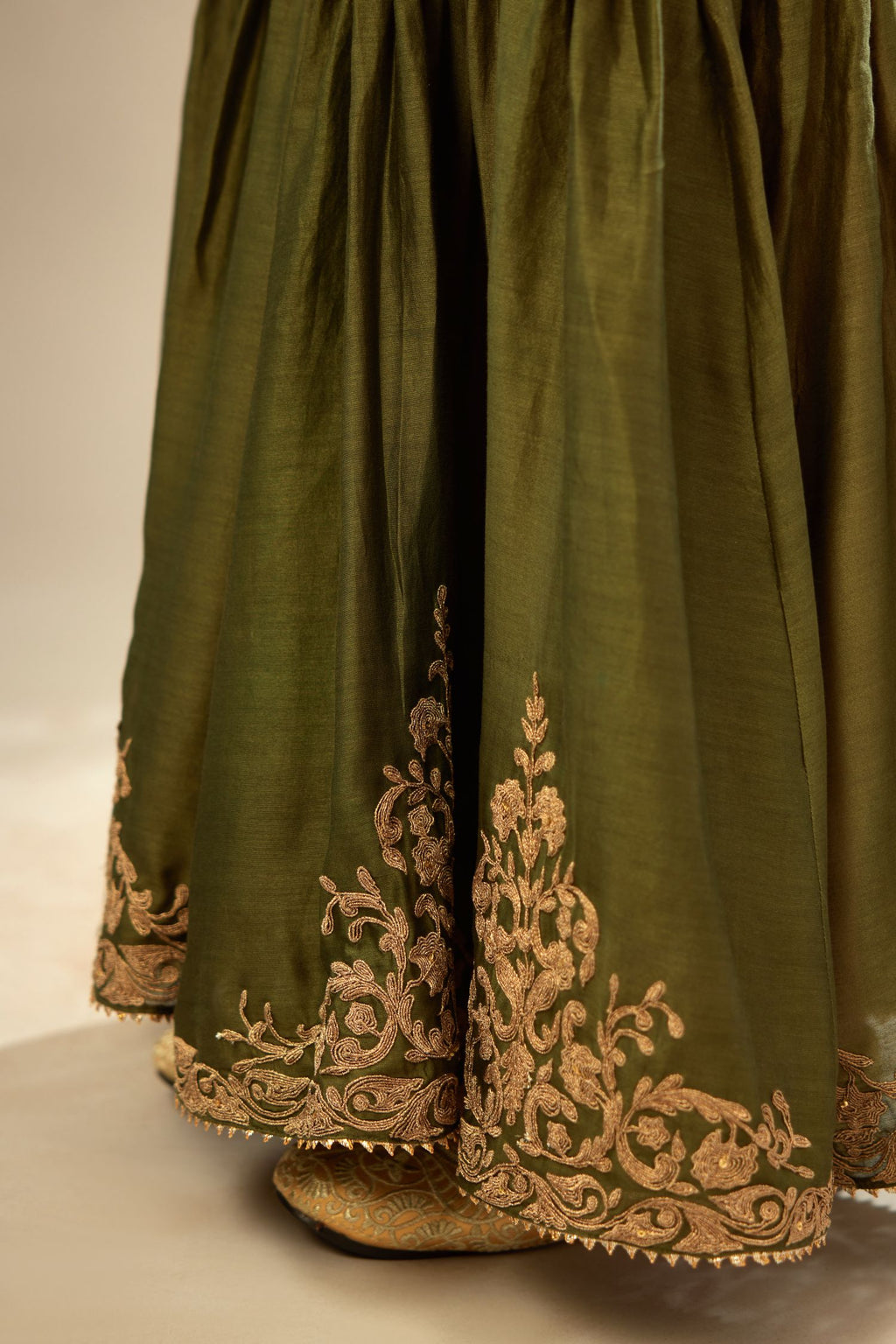 Mustard yellow silk velvet short kurta set with all-over silk thread jaal embroidery, detailed with gold dori embroidery.