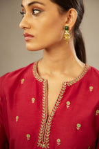 Fuchsia silk chanderi straight kurta set with gold dori embroidery, detailed with small aari embroidery buties all-over.