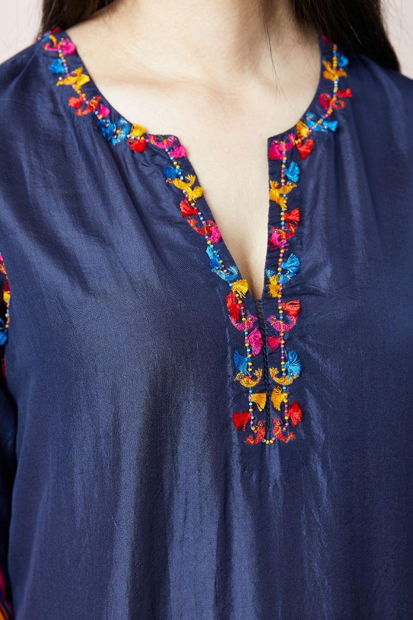 Electrc blue silk straight kurta set with multi thread chevorn embroidery