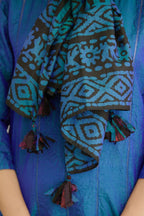 Teal blue hand crushed silk straight kurta set with vertical organza fabric inset stripe detail in front, back and 3/4 sleeves, highlighted with contrasting top stitch.