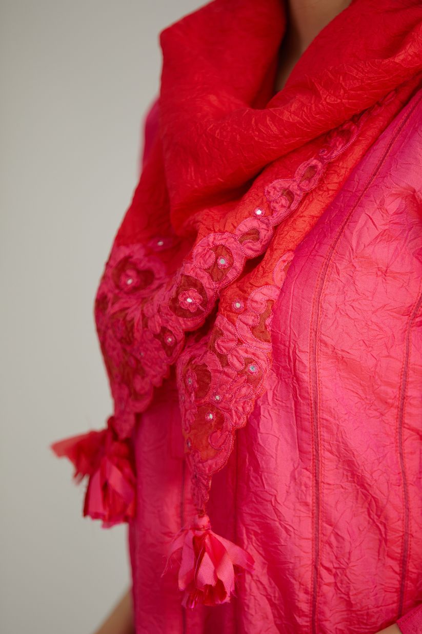 Fuchsia hand crushed silk straight kurta set with vertical organza fabric inset stripe detail in front, back and 3/4 sleeves, highlighted with contrasting top stitch.