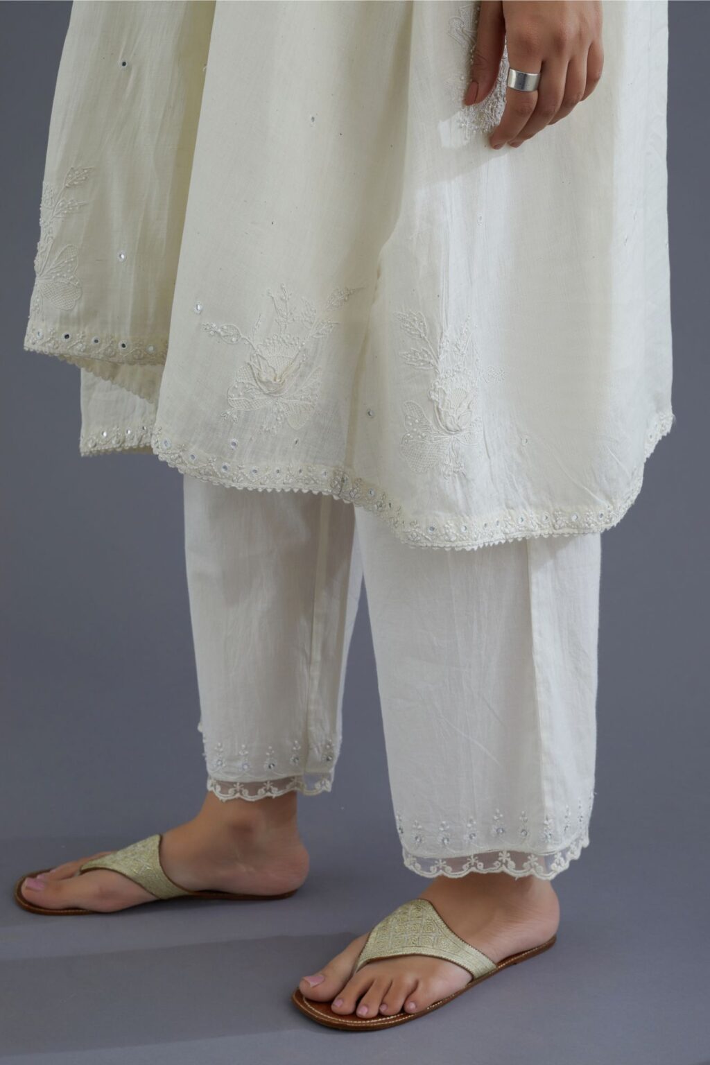 Handspun Hand-Woven cotton short shirt-kurta set with all-over mirror and raised flower embroidery