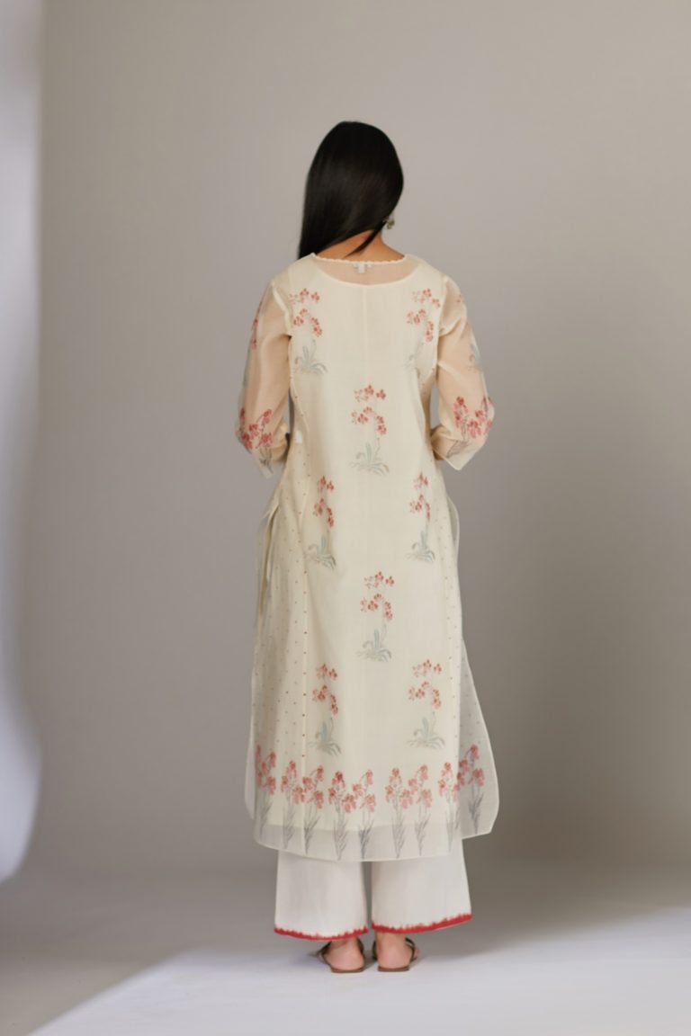 Straight kurta set with an all-over hand block print and side panels