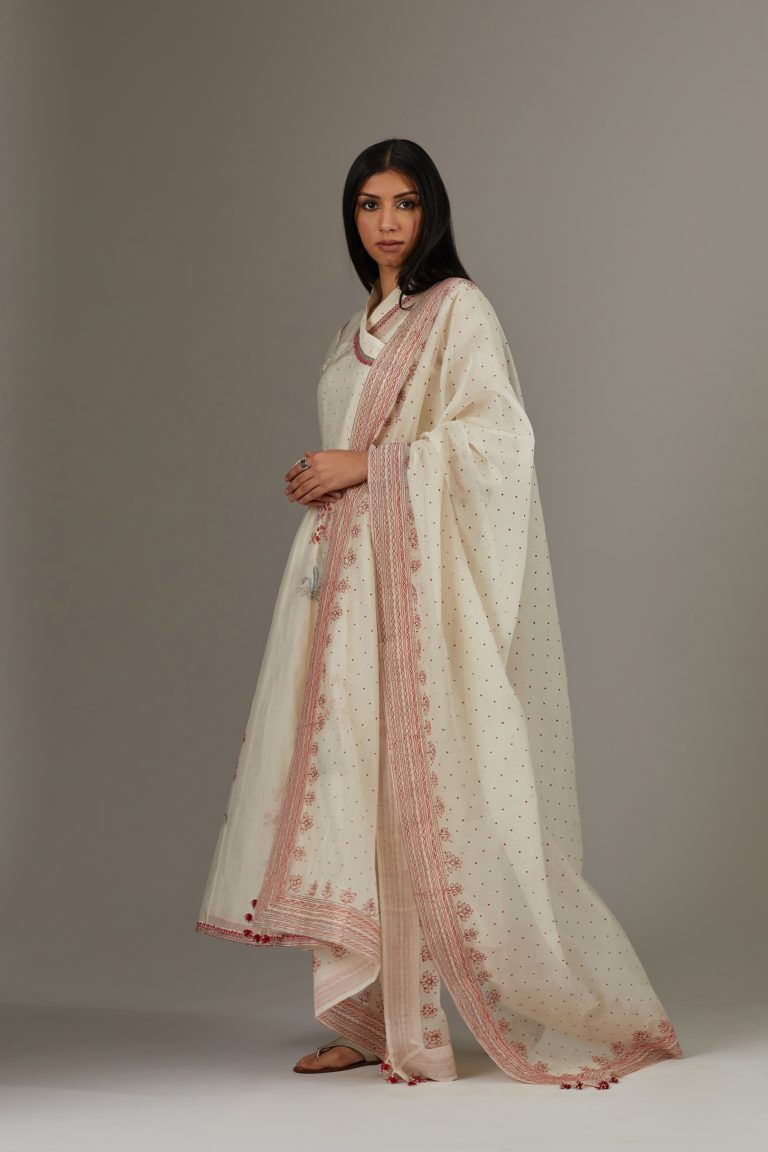 Cotton Chanderi dupatta with hand block print and quilted embroidered edges