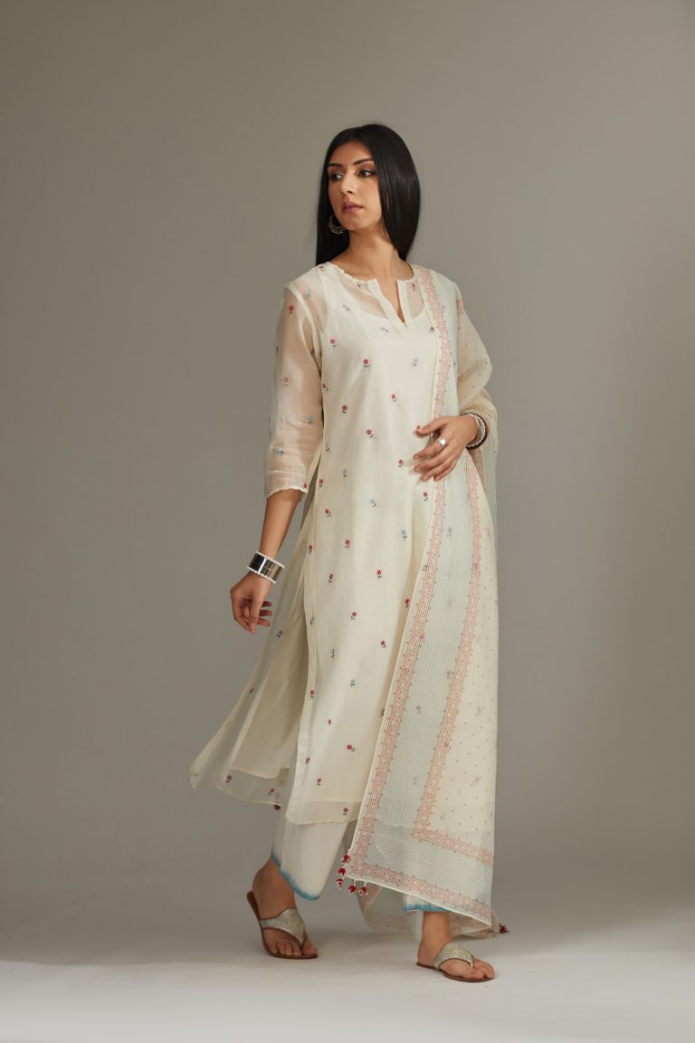 Straight Kurta set detailed with all-over multi colored small floral embroidery